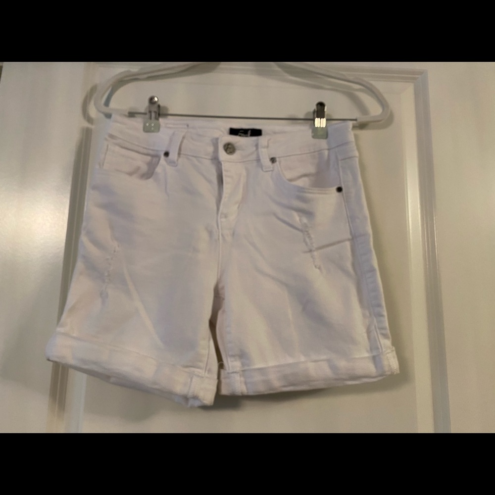 High rise Earl Jean denim shorts